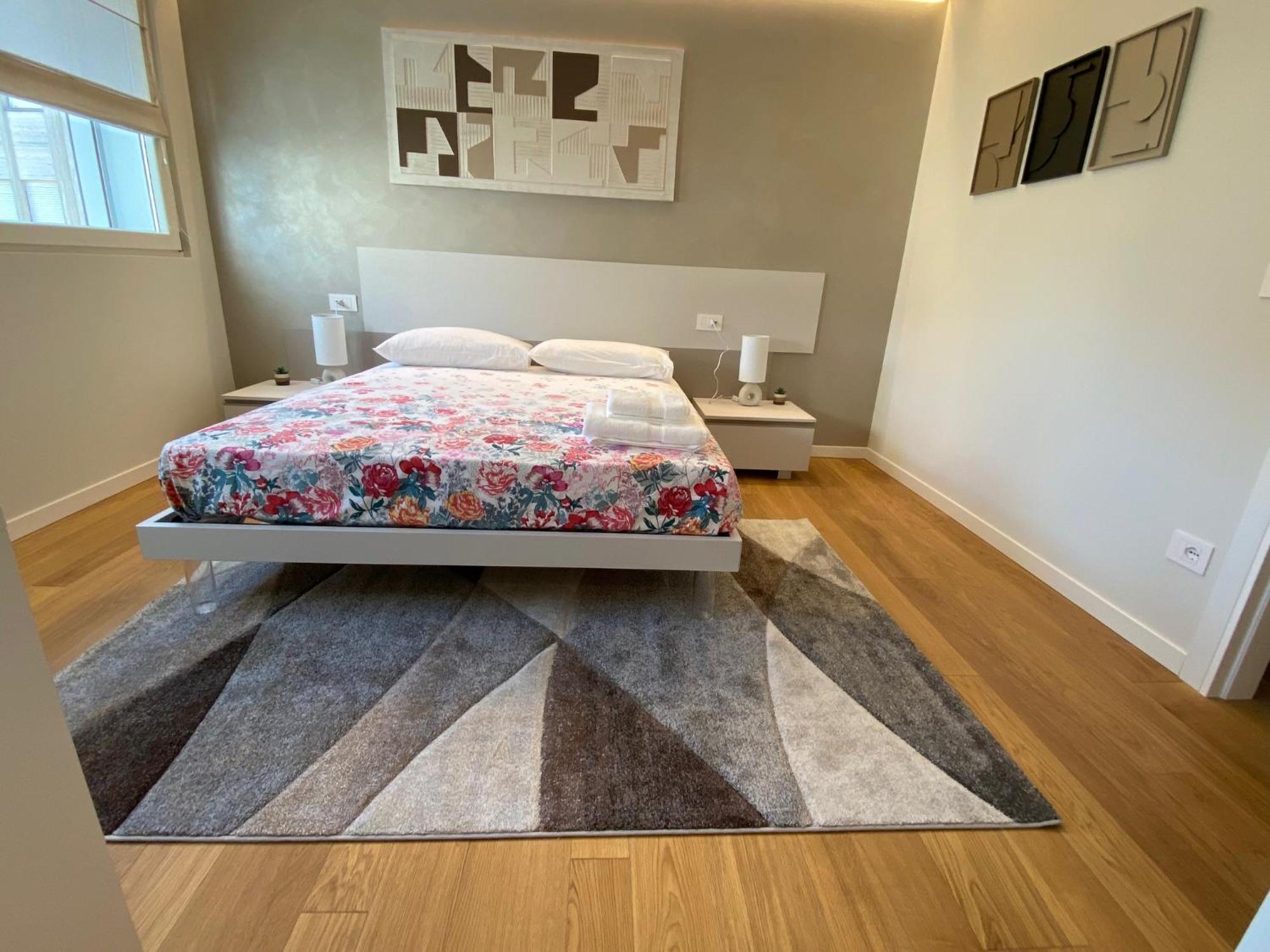Hz+ Costantini Apartman Pordenone Kültér fotó