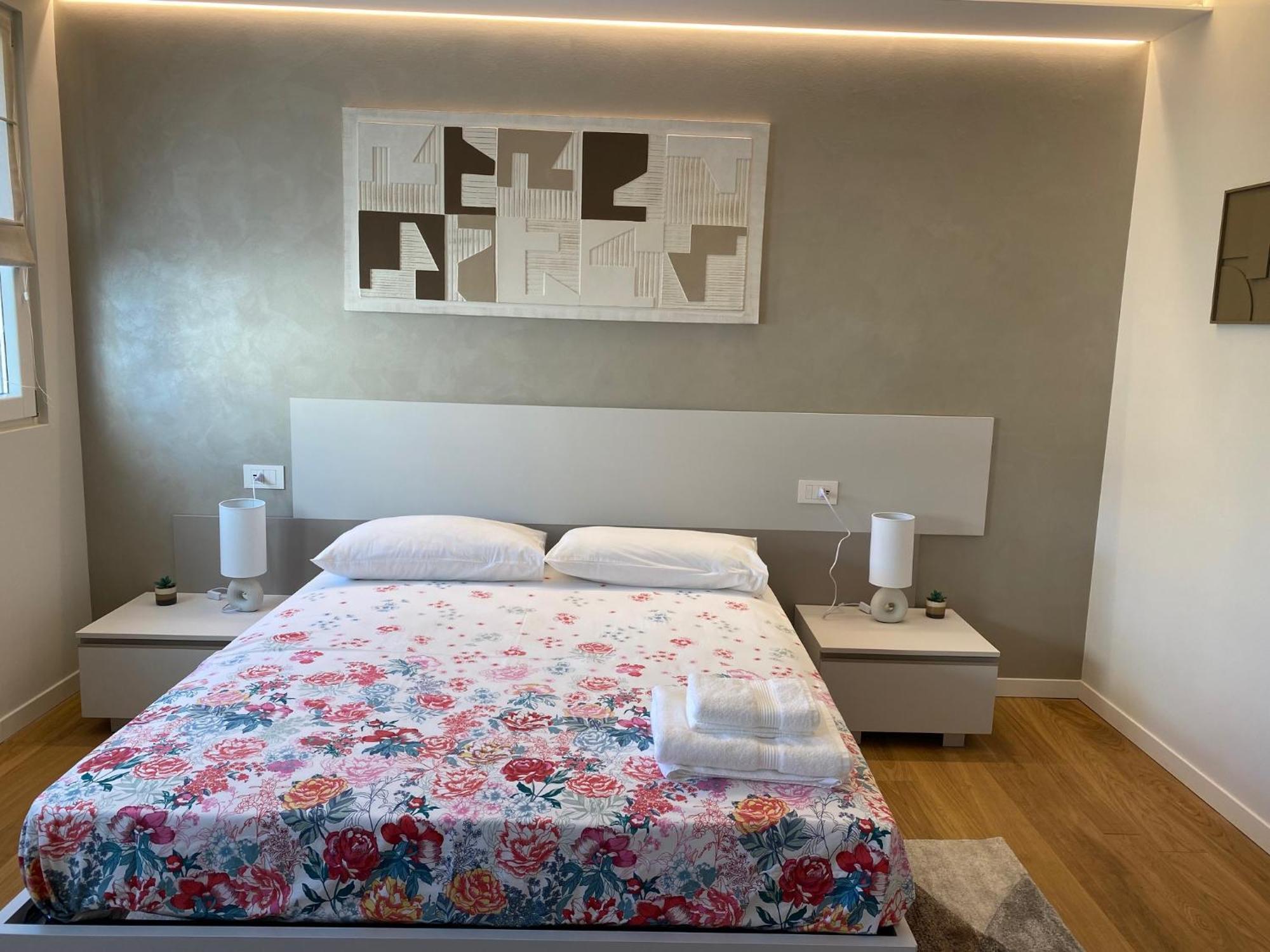 Hz+ Costantini Apartman Pordenone Kültér fotó