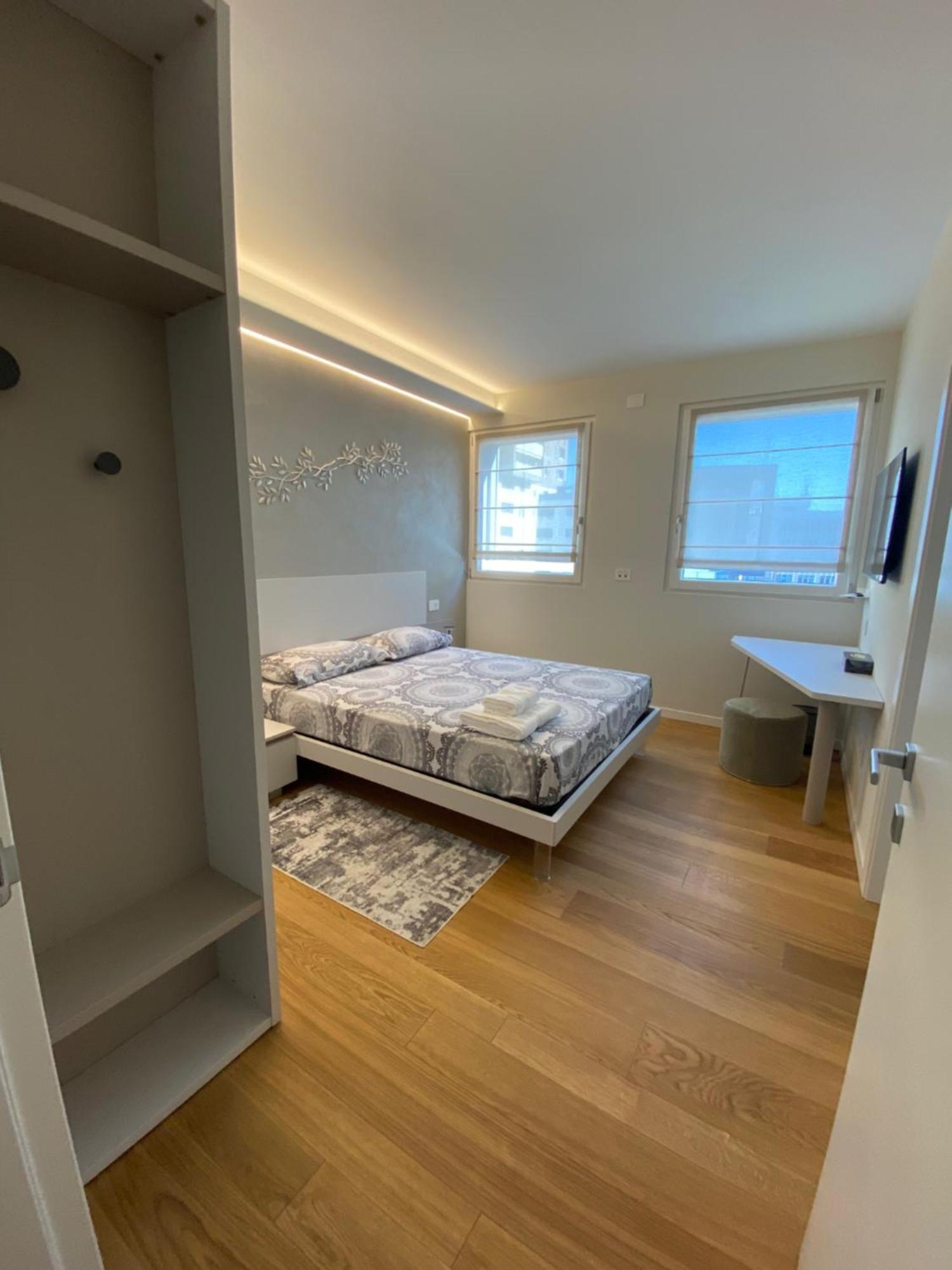 Hz+ Costantini Apartman Pordenone Kültér fotó