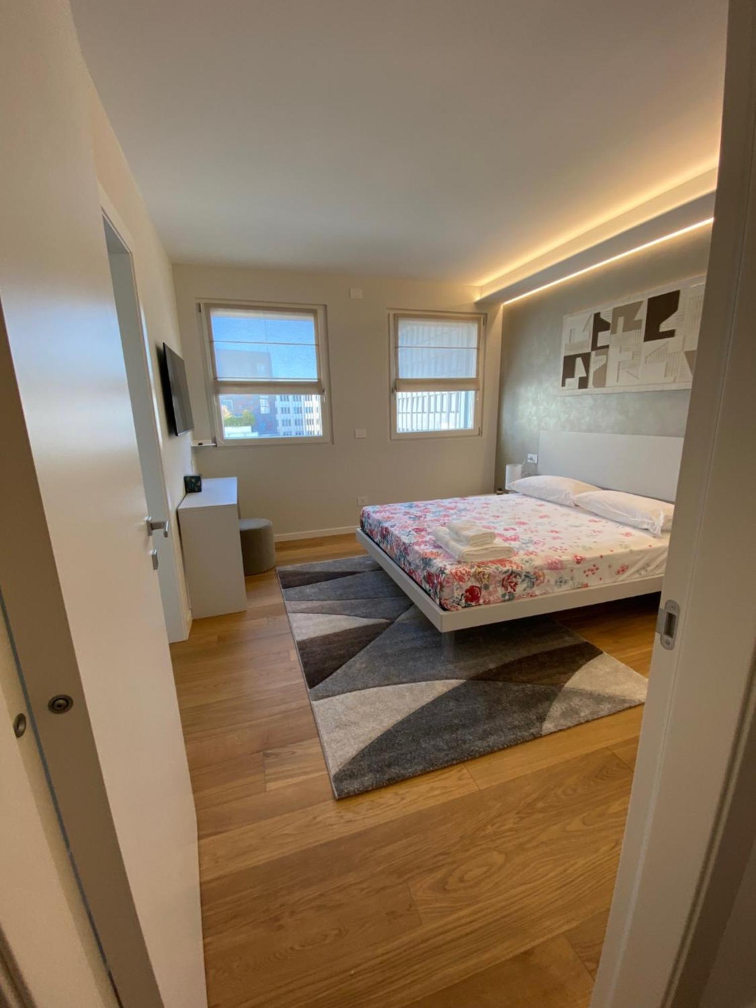 Hz+ Costantini Apartman Pordenone Kültér fotó