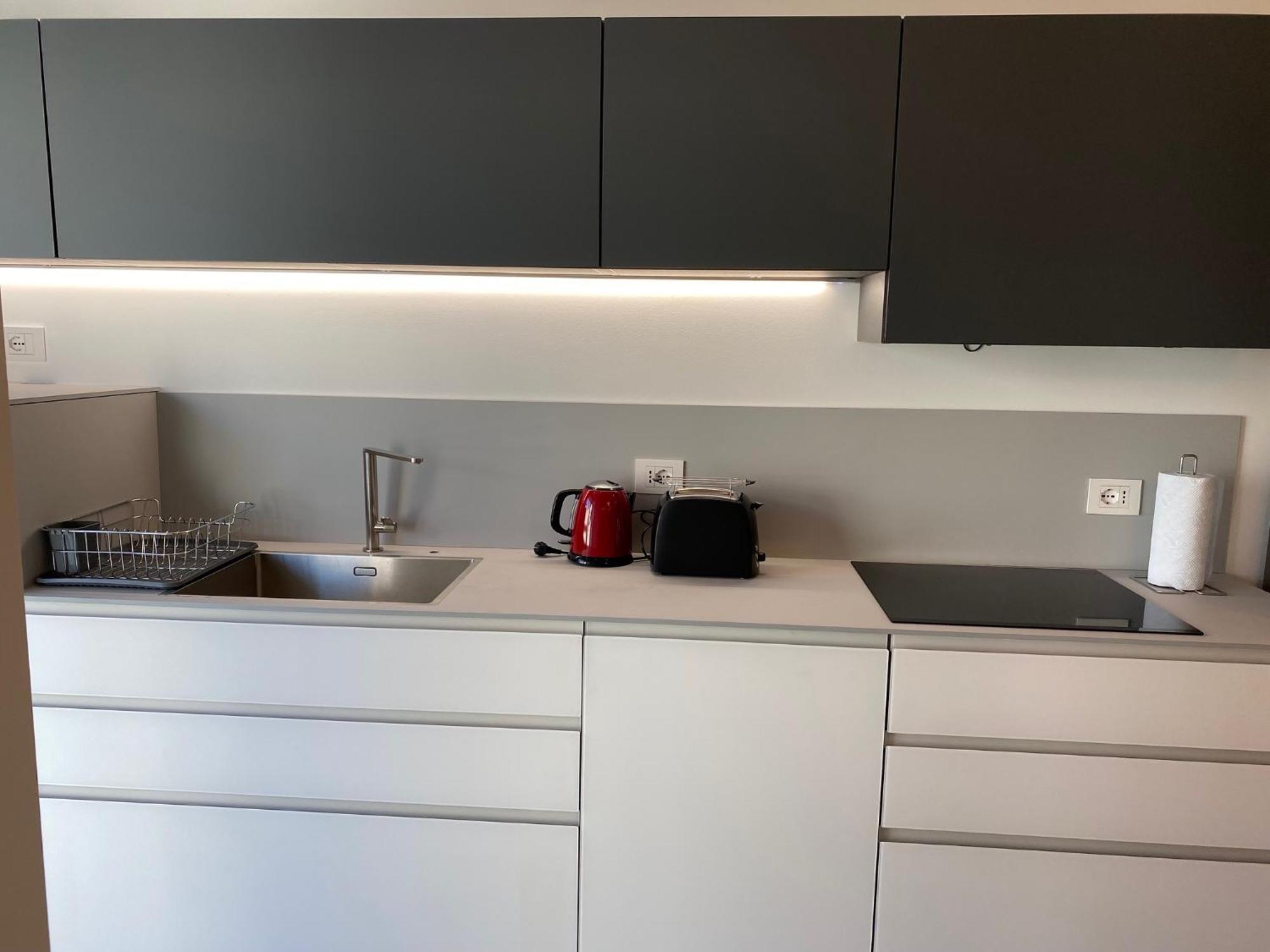 Hz+ Costantini Apartman Pordenone Kültér fotó